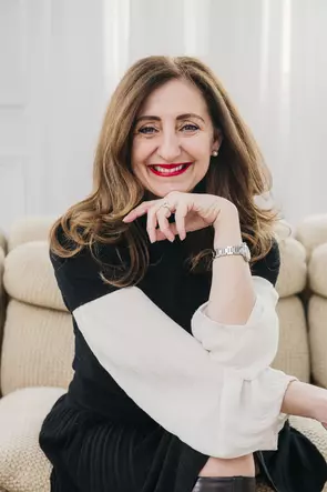 Nelly De Breze, Etobicoke, Real Estate Agent